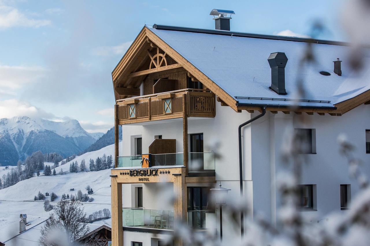 Hotel Bergblick 4*